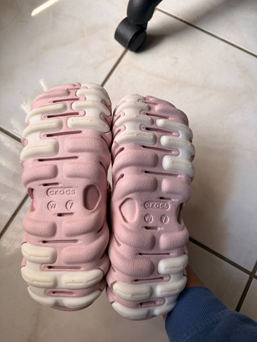 Crocs Echo Mary Janes - Picture 5 of 5